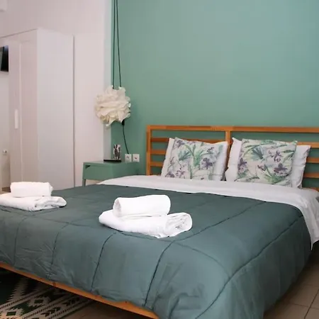 Comfy Hideaway * Kalamata