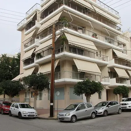 Comfy Hideaway Apartment Kalamata